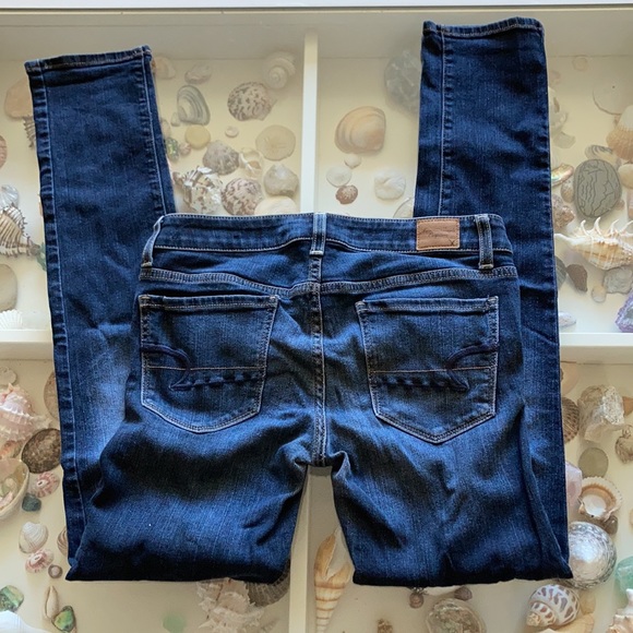 American Eagle Sz 6 Skinny Stretch dark wash - Picture 3 of 3